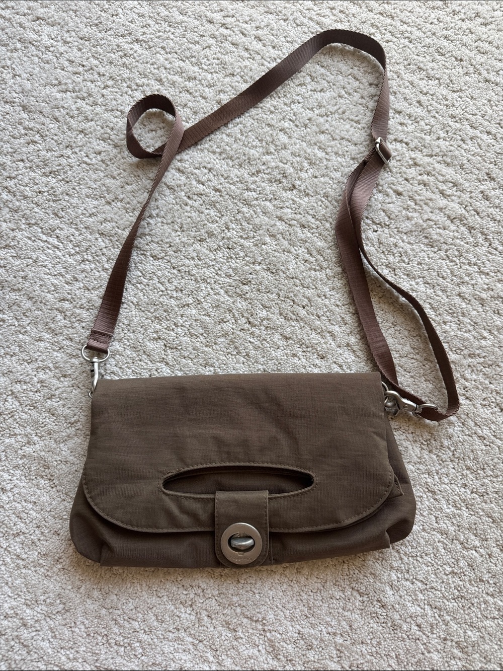 Cute Baggallini crossbody bag.